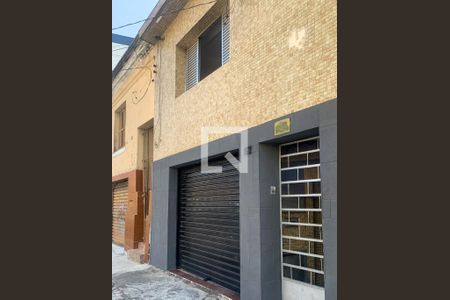 Casa à venda com 153m², 4 quartos e 2 vagasFachada