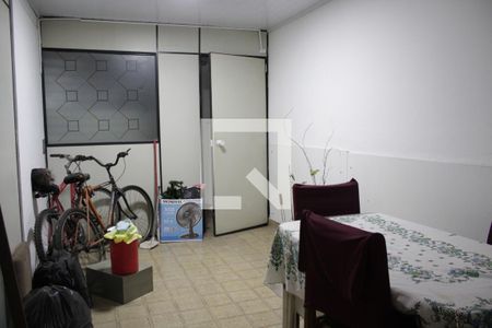 Casa à venda com 153m², 4 quartos e 2 vagasSala 3