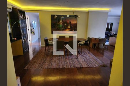 Apartamento à venda com 240m², 3 quartos e 2 vagasFoto 01