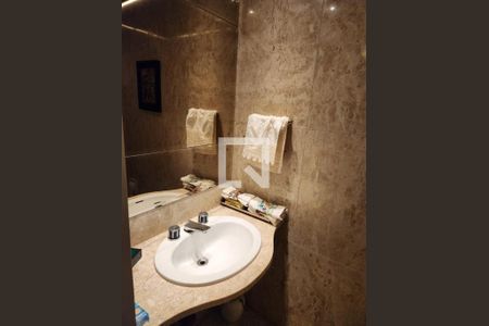 Apartamento à venda com 240m², 3 quartos e 2 vagasFoto 01