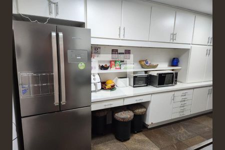 Apartamento à venda com 240m², 3 quartos e 2 vagasFoto 01