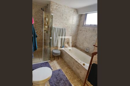 Apartamento à venda com 240m², 3 quartos e 2 vagasFoto 01