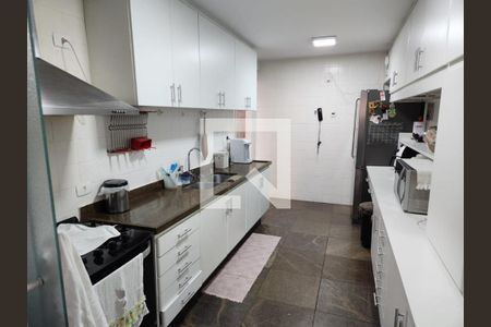 Apartamento à venda com 240m², 3 quartos e 2 vagasFoto 01