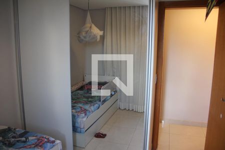 Apartamento para alugar com 184m², 3 quartos e 2 vagasQuarto 2