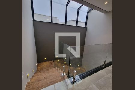 Casa de condomínio à venda com 376m², 3 quartos e 6 vagasEscada