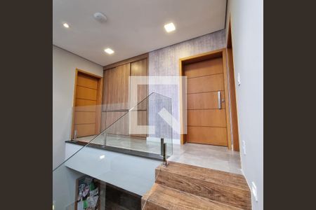 Casa de condomínio à venda com 376m², 3 quartos e 6 vagasHall