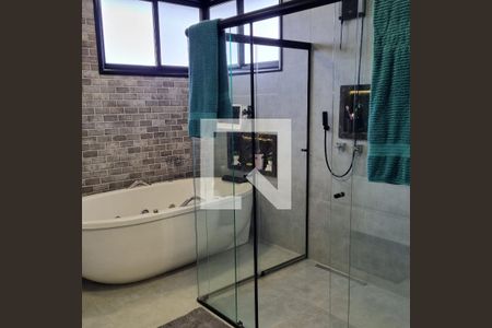 Casa de condomínio à venda com 376m², 3 quartos e 6 vagasBanheiro