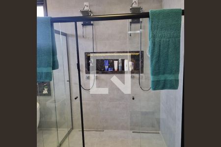 Casa de condomínio à venda com 376m², 3 quartos e 6 vagasBanheiro