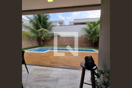 Casa de condomínio à venda com 376m², 3 quartos e 6 vagasÁrea Externa