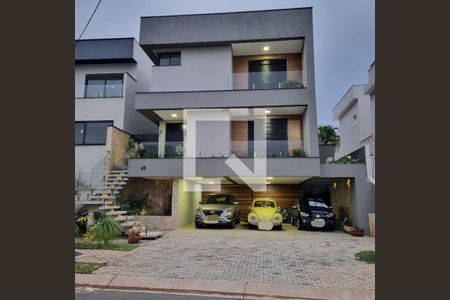 Casa de condomínio à venda com 376m², 3 quartos e 6 vagasÁrea Externa