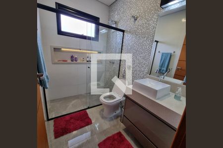 Casa de condomínio à venda com 376m², 3 quartos e 6 vagasBanheiro