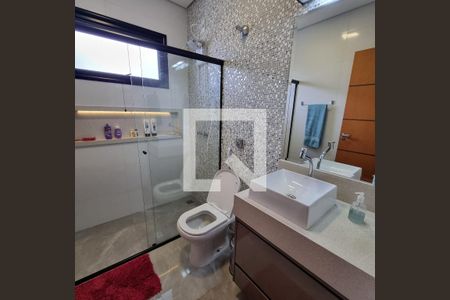 Casa de condomínio à venda com 376m², 3 quartos e 6 vagasBanheiro