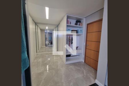 Casa de condomínio à venda com 376m², 3 quartos e 6 vagasQuarto