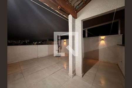 Apartamento à venda com 82m², 2 quartos e 1 vaga Apartamento à venda com 82m², 2 quartos e 1 vagaCobertura