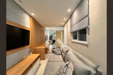 Apartamento à venda com 82m², 2 quartos e 1 vaga Apartamento à venda com 82m², 2 quartos e 1 vagaSala