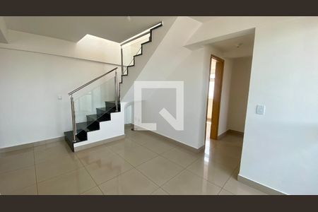 Sala 1 de apartamento à venda com 2 quartos, 116m² em Carlos Prates, Belo Horizonte