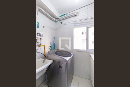 Apartamento à venda com 84m², 2 quartos e 3 vagasCozinha e área de serviço