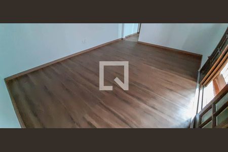 Sala de Estar de casa para alugar com 2 quartos, 214m² em Umuarama, Osasco
