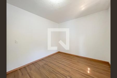 Quarto  de casa para alugar com 2 quartos, 214m² em Umuarama, Osasco