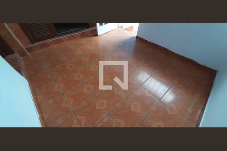 Hall de entrada de casa para alugar com 2 quartos, 214m² em Umuarama, Osasco