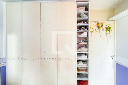 Apartamento à venda com 117m², 3 quartos e 1 vagaQuarto 2