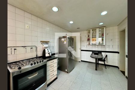 Casa à venda com 401m², 4 quartos e sem vagaCozinha