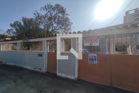 Casa à venda com 80m², 2 quartos e 1 vagaFachada