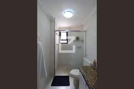 Apartamento à venda com 196m², 4 quartos e 3 vagasBanheiro da Suíte 1