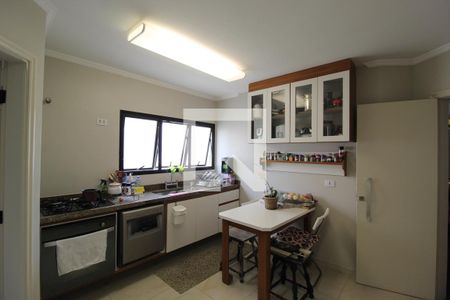 Apartamento à venda com 196m², 4 quartos e 3 vagasCozinha