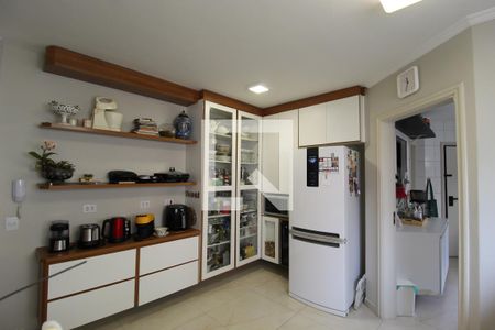 Apartamento à venda com 196m², 4 quartos e 3 vagasCozinha