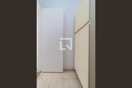 Casa à venda com 115m², 3 quartos e 3 vagasÁrea de Serviço - Quarto