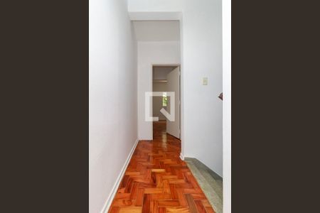 Casa à venda com 115m², 3 quartos e 3 vagasCorredor