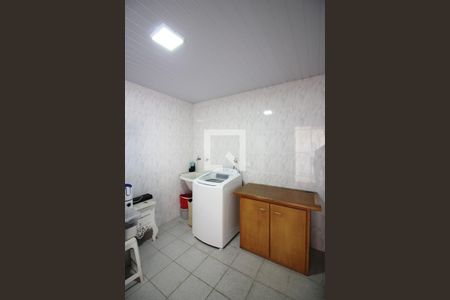 Apartamento à venda com 170m², 2 quartos e 1 vagaÁrea de Serviço