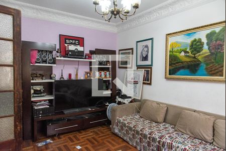 Casa à venda com 236m², 3 quartos e 3 vagasSala