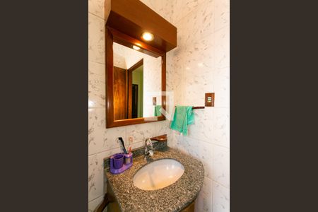 Casa à venda com 100m², 2 quartos e 2 vagas Casa à venda com 100m², 2 quartos e 2 vagasBanheiro 1