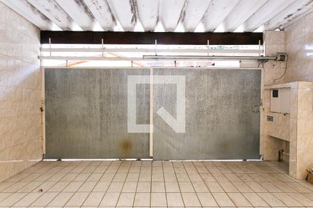 Casa à venda com 100m², 2 quartos e 2 vagas Casa à venda com 100m², 2 quartos e 2 vagasGaragem