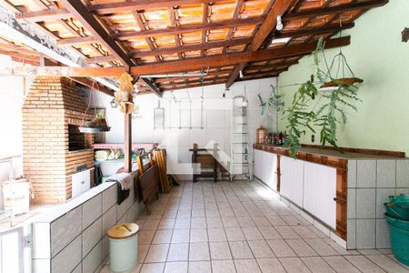 Casa à venda com 100m², 2 quartos e 2 vagas Casa à venda com 100m², 2 quartos e 2 vagasChurrasqueira