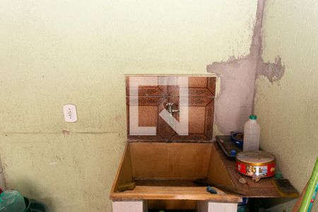 Casa à venda com 100m², 2 quartos e 2 vagas Casa à venda com 100m², 2 quartos e 2 vagasÁrea de Serviço