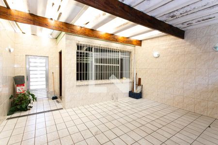 Casa à venda com 100m², 2 quartos e 2 vagas Casa à venda com 100m², 2 quartos e 2 vagasGaragem