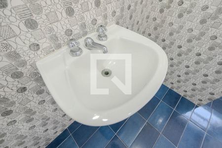 Apartamento à venda com 400m², 3 quartos e 2 vagas Apartamento à venda com 400m², 3 quartos e 2 vagasBanheiro de Serviço