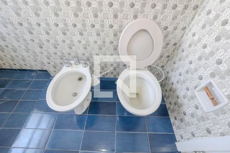 Apartamento à venda com 400m², 3 quartos e 2 vagas Apartamento à venda com 400m², 3 quartos e 2 vagasBanheiro de Serviço