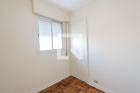 Apartamento à venda com 400m², 3 quartos e 2 vagas Apartamento à venda com 400m², 3 quartos e 2 vagasQuarto de Serviço 2