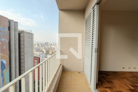 Apartamento à venda com 400m², 3 quartos e 2 vagas Apartamento à venda com 400m², 3 quartos e 2 vagasVaranda Quarto 1 - Suíte