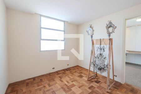 Apartamento à venda com 400m², 3 quartos e 2 vagas Apartamento à venda com 400m², 3 quartos e 2 vagasQuarto 3 - Suíte