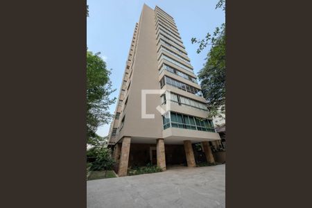 Apartamento à venda com 400m², 3 quartos e 2 vagas Apartamento à venda com 400m², 3 quartos e 2 vagasFachada