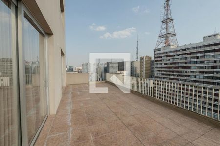 Varanda de apartamento à venda com 3 quartos, 400m² em Bela Vista, São Paulo