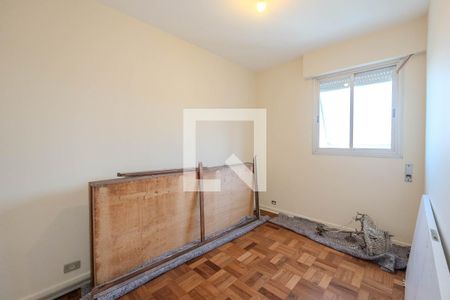 Apartamento à venda com 400m², 3 quartos e 2 vagas Apartamento à venda com 400m², 3 quartos e 2 vagasQuarto de Serviço 1