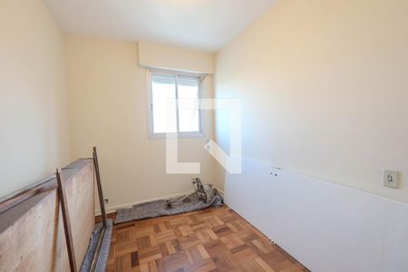 Apartamento à venda com 400m², 3 quartos e 2 vagas Apartamento à venda com 400m², 3 quartos e 2 vagasQuarto de Serviço 1