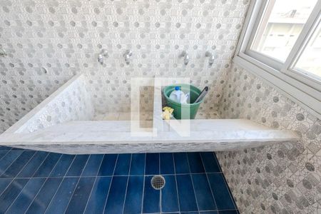 Apartamento à venda com 400m², 3 quartos e 2 vagas Apartamento à venda com 400m², 3 quartos e 2 vagasÁrea de Serviço