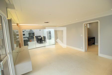 Apartamento à venda com 234m², 4 quartos e 3 vagas Apartamento à venda com 234m², 4 quartos e 3 vagasSala 2